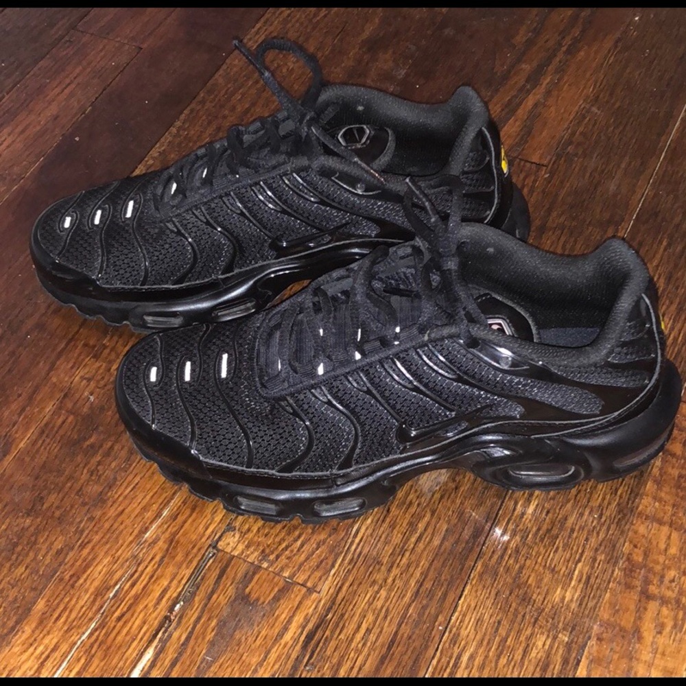 Nike air max plus men’s shoe